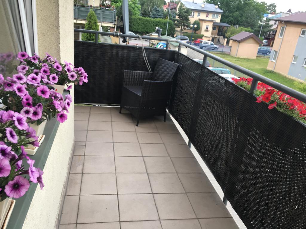 Apartament W Wesolej Warschau Buitenkant foto